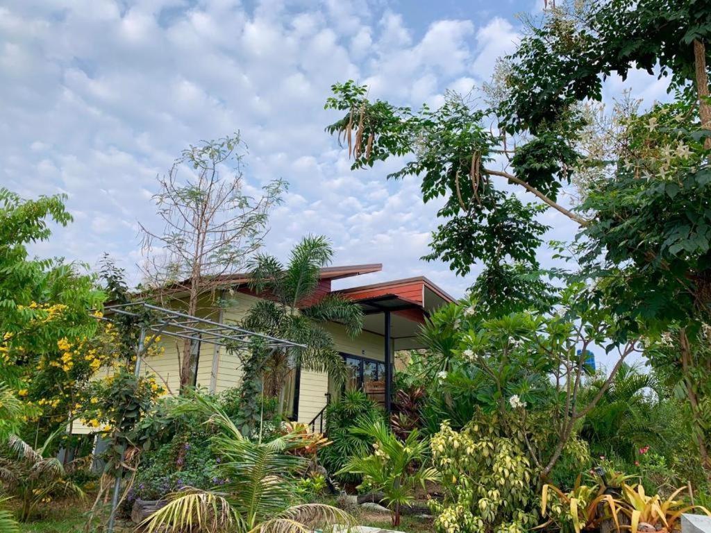 Nangrong Garden Home Extérieur photo
